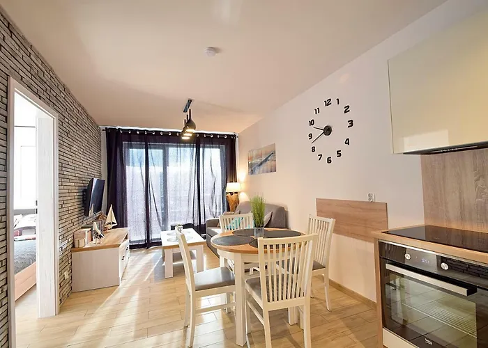 Apartament Oliwka z Prywatnym Miejscem Postojowym